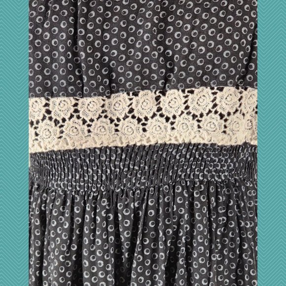 Moon Collection Black Floral Embroidered Strapless Dress - Picture 2 of 6